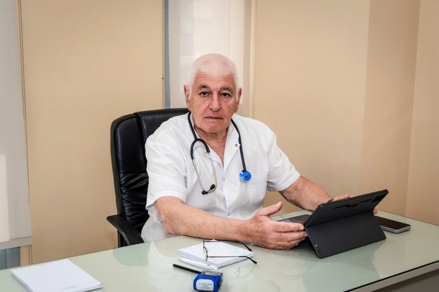 Foto de Alberto Arena, Clínica Médica