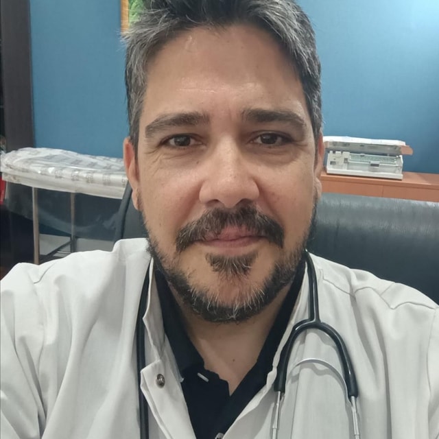 Foto de Leonardo Peña, Pediatría