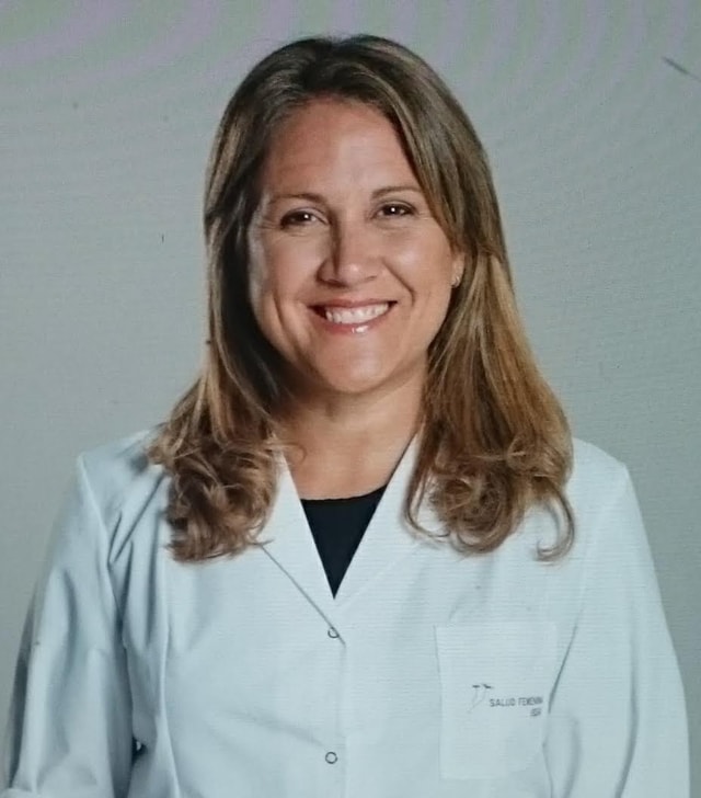 Foto de CAROLINA SUSANA Flores, Ginecología